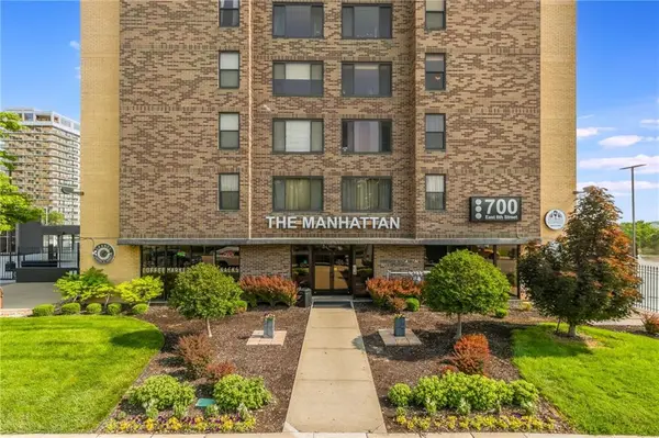 700 E 8th ST #16M, Kansas City, MO 64106