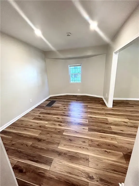 5246 Lyon AVE, Kansas City, MO 64123