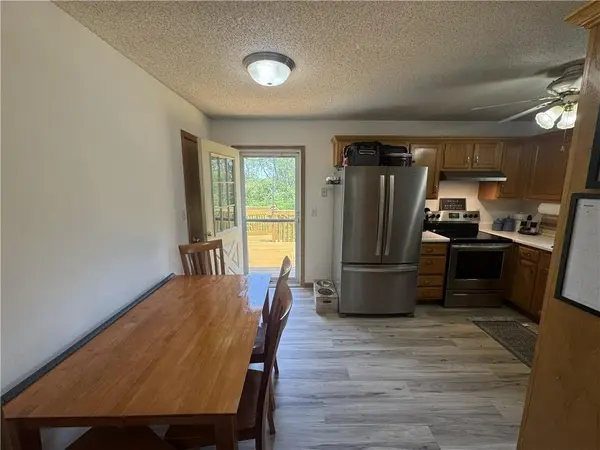 19218 Ponca DR, Independence, MO 64056