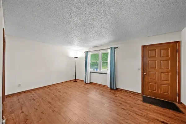 14805 S Bradley DR, Olathe, KS 66062