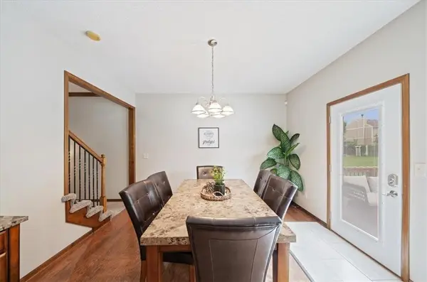 9400 N Campbell CT, Kansas City, MO 64155