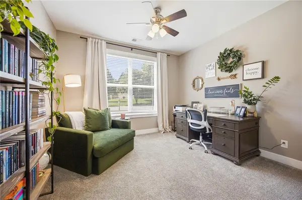 23152 W 126 ST, Olathe, KS 66061