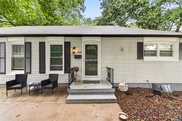 9504 Bennington AVE, Kansas City, MO 64134