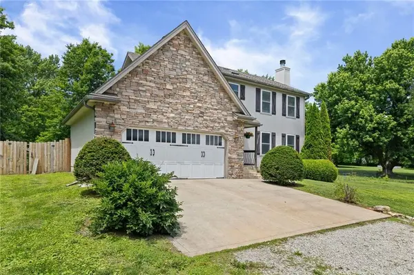 703 N Lincoln ST, Hamilton, MO 64644