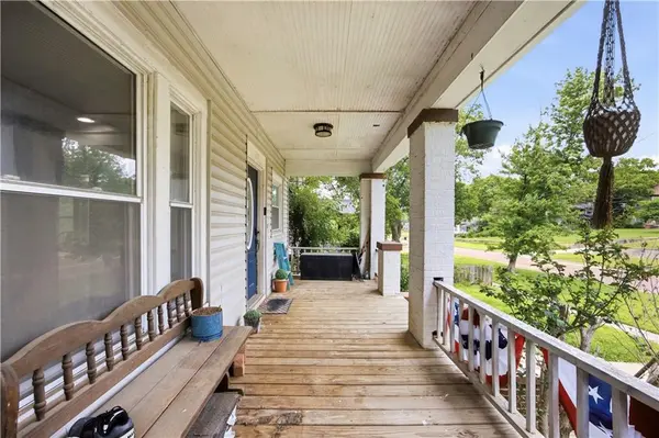 315 N 2nd ST, Independence, KS 67301