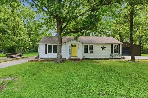 203 S Ohio ST, Archie, MO 64725