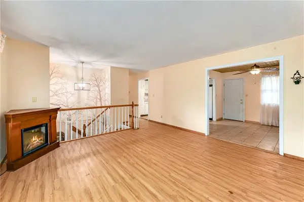 3417 NE Prather RD, Kansas City, MO 64116