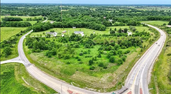 R-13 HWY, Warrensburg, MO 64093