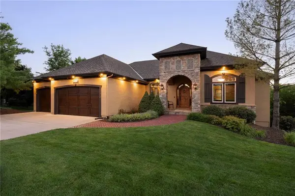 11520 S Carbondale ST, Olathe, KS 66061