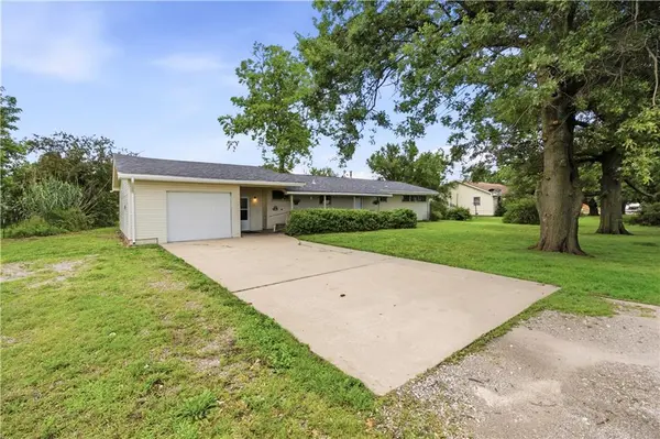 1116 N 3rd ST, Fredonia, KS 66736
