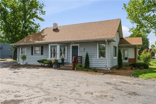 129 W 23rd ST #S, Independence, MO 64055