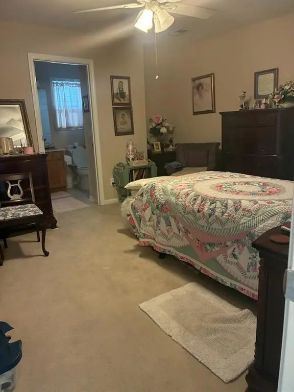 3004 Prairie View DR, Harrisonville, MO 64701