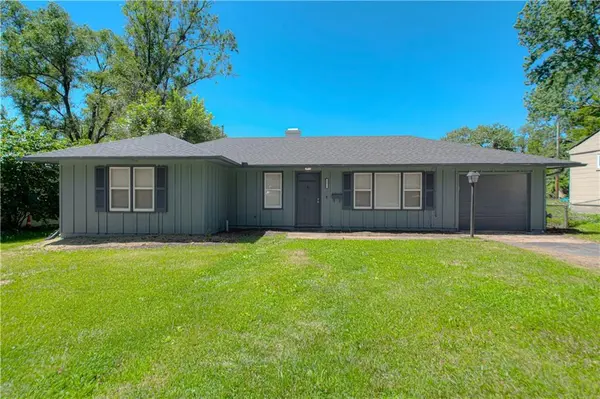 8511 E 110th TER, Kansas City, MO 64134