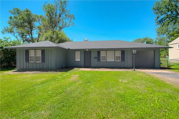 8511 E 110th TER, Kansas City, MO 64134