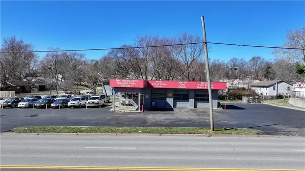 4600 N Brighton AVE, Kansas City, MO 64117