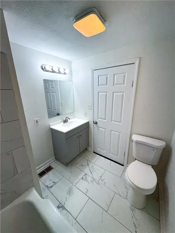 710 Osbun ST, Fort Scott, KS 66701