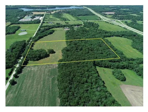 Metcalf Rd RD, Louisburg, KS 66053