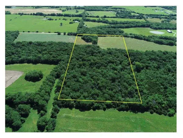 Metcalf Rd RD, Louisburg, KS 66053