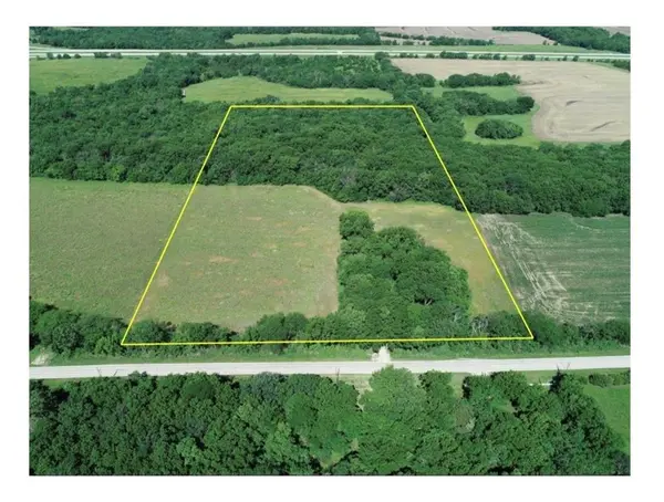 Metcalf Rd RD, Louisburg, KS 66053