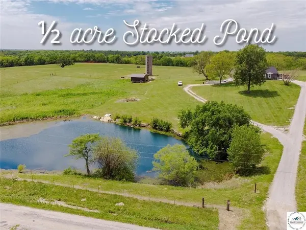 35212 S WAGONOR RD, Garden City, MO 64747