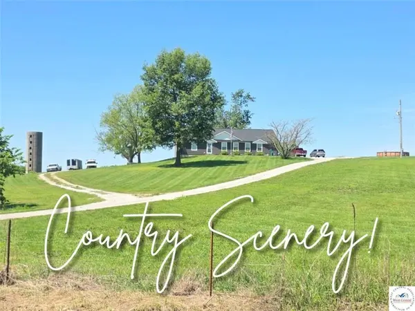 35212 S WAGONOR RD, Garden City, MO 64747
