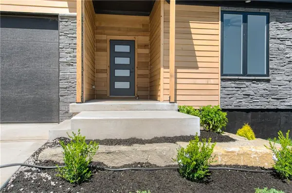 7604 N Gower AVE, Kansas City, MO 64151