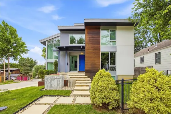 4601 Mercier ST, Kansas City, MO 64112