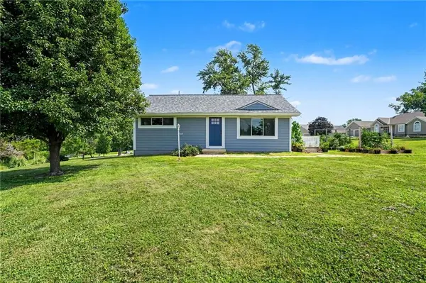 440 W Ruth Ewing RD, Liberty, MO 64068