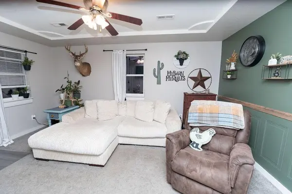 301 N Elm ST, Urich, MO 64788