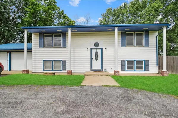 600 N Delaware ST, Edna, KS 67342