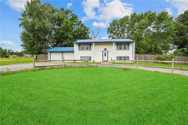 600 N Delaware ST, Edna, KS 67342