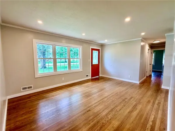 329 North DR, Marshall, MO 65340