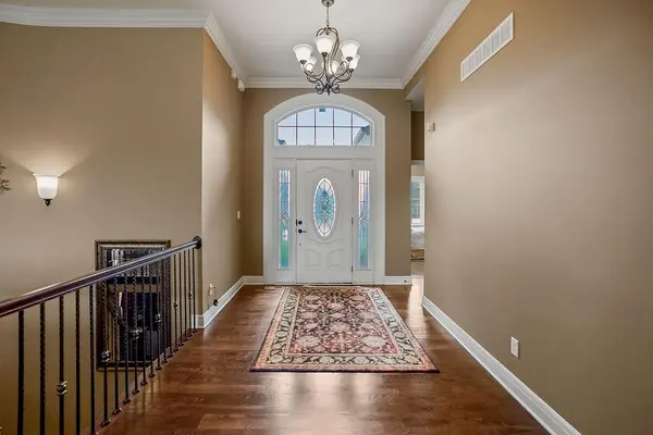 1422 Brompton LN, Raymore, MO 64083