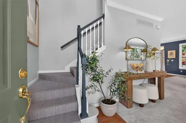 15932 Linden ST, Overland Park, KS 66085