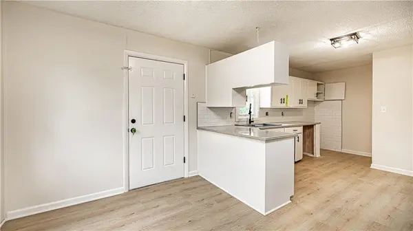 8611 Lane AVE, Kansas City, MO 64138