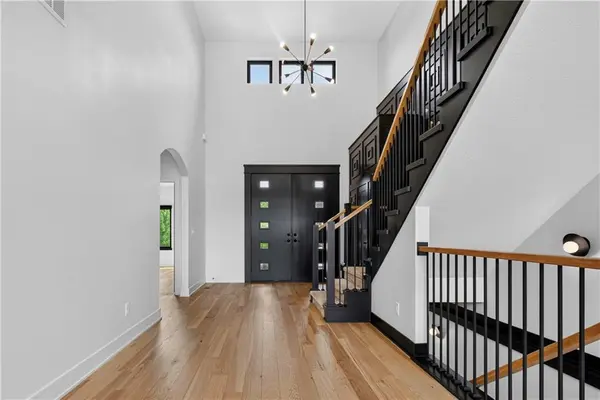 12318 W 169th TER, Overland Park, KS 66221
