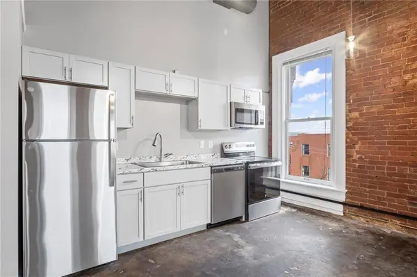 113 W 5th ST #305, Kansas City, MO 64105