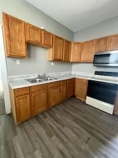 3221 Mitchell AVE, St Joseph, MO 64507