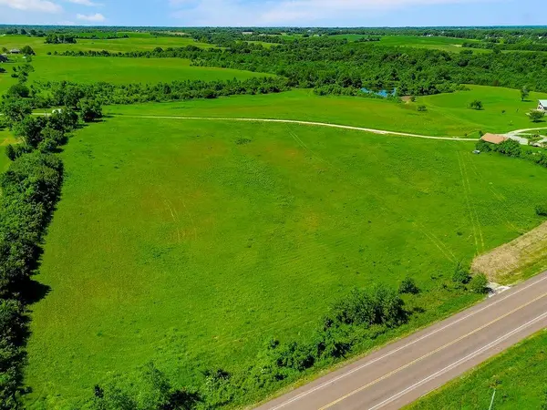 00 McIntyre RD, Leavenworth, KS 66048