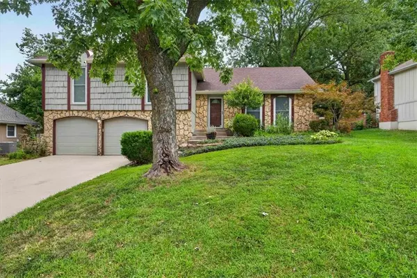 8107 Noland RD, Lenexa, KS 66215