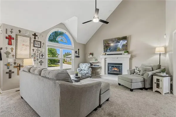 8508 NE 109th ST, Kansas City, MO 64157