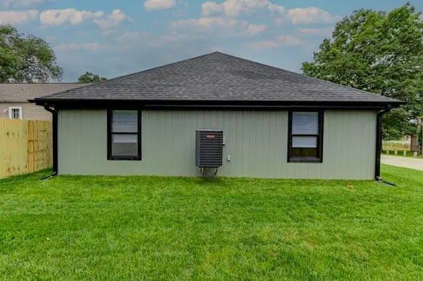 709 N Pearl ST, Independence, MO 64050