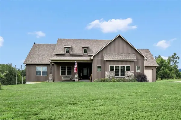 26401 E 267th ST, Harrisonville, MO 64701