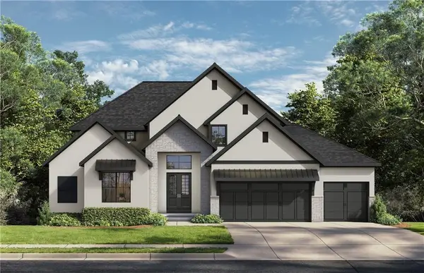 1921 SW Fern CIR, Lee's Summit, MO 64082