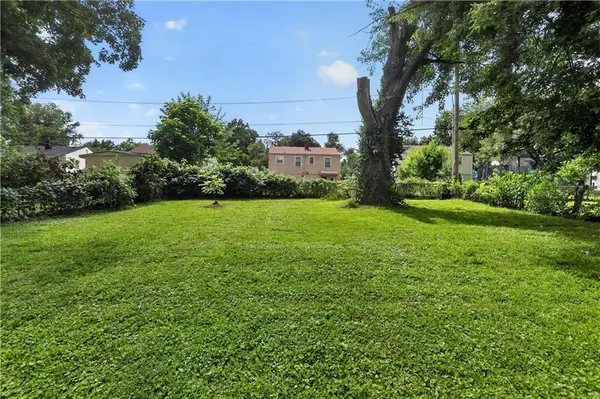 2218 S Overton AVE, Independence, MO 64052
