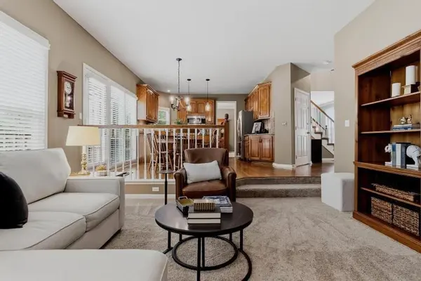 8300 W 143rd TER, Overland Park, KS 66223
