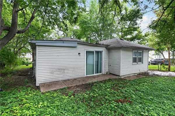 530 S Willow AVE, Independence, MO 64053