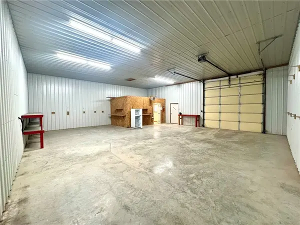 402 N Lyon ST, Grant City, MO 64456