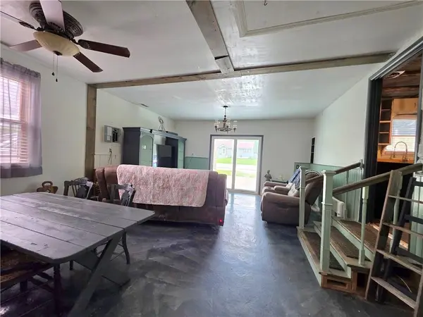 703 W Benton ST, Windsor, MO 64360