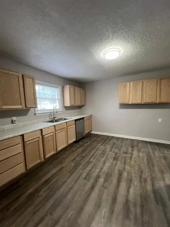 8209 Blue Ridge BLVD, Kansas City, MO 64138